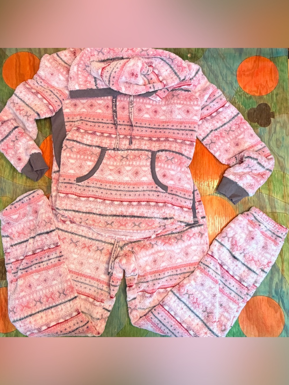 Muk Luks Women's Pajama Set Top Bottom Pink Gray Soft Geometric Designs Small si